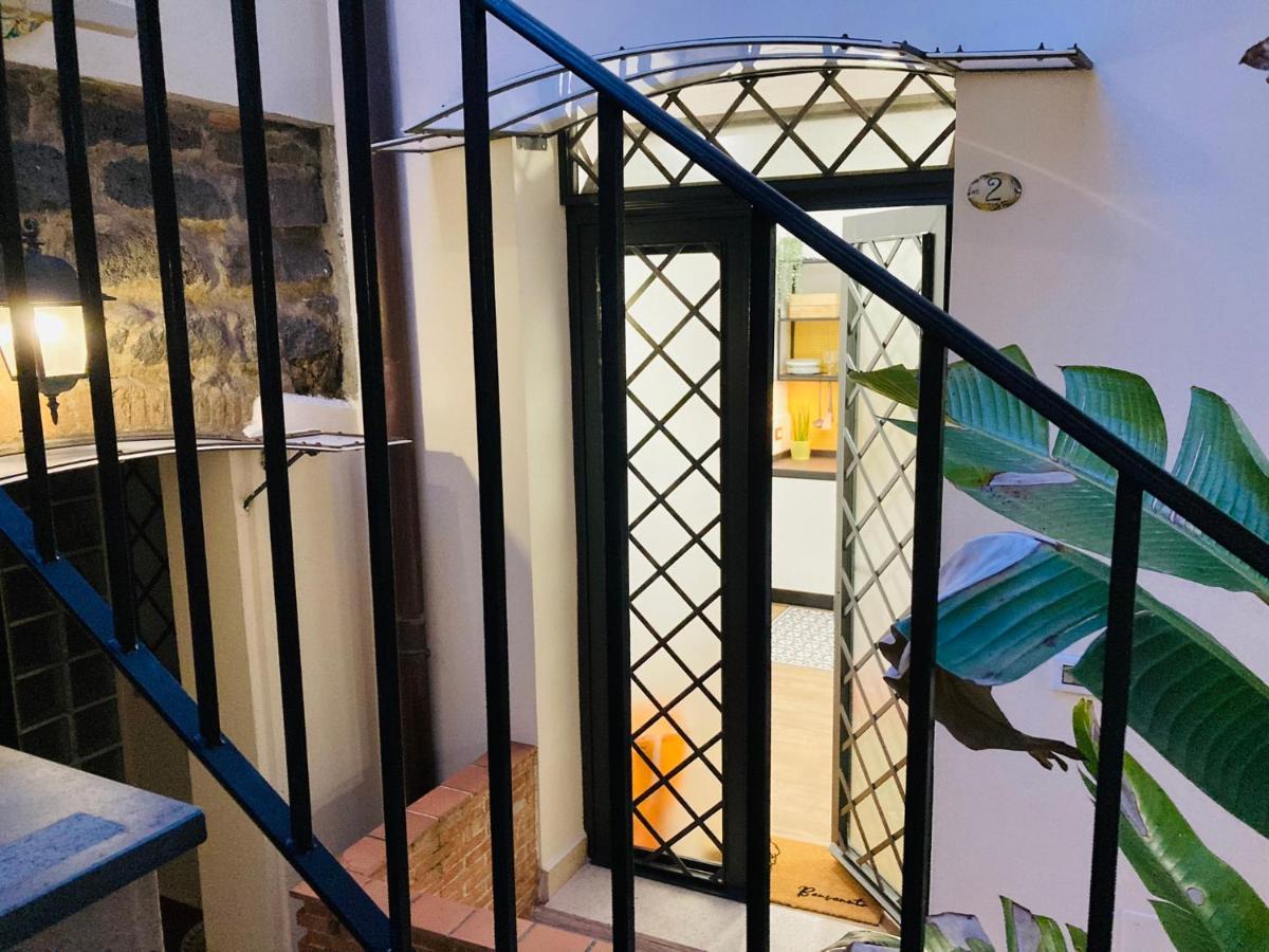Lavica Di Mezzo Apartments Catane Extérieur photo
