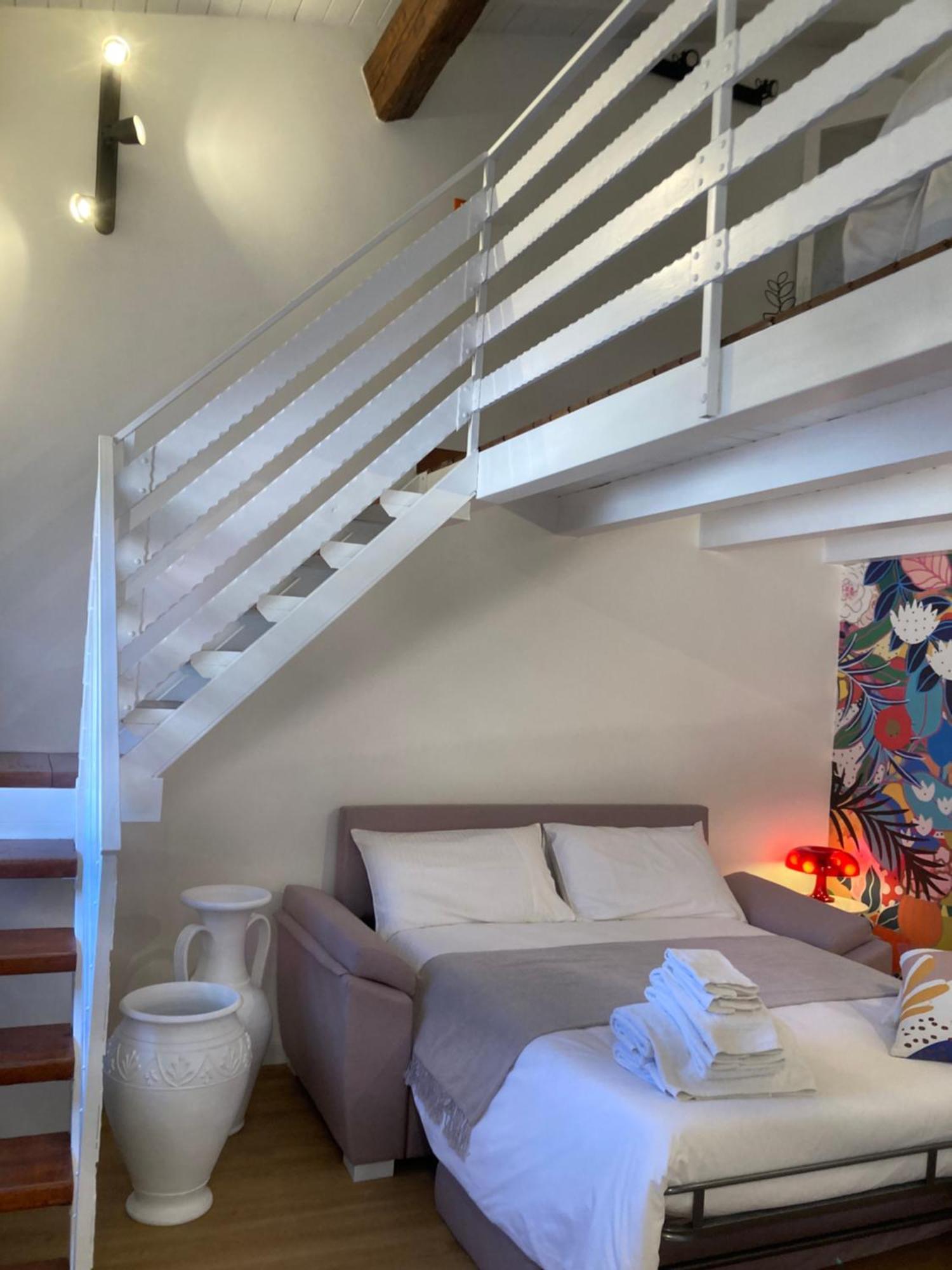 Lavica Di Mezzo Apartments Catane Extérieur photo